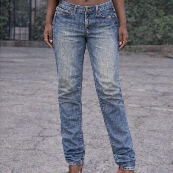 Rocawear Bedazzled Jeans Blue Denim Junior’s 13 Beaded Logo Buckles Vintage Y2K - Picture 2 of 15